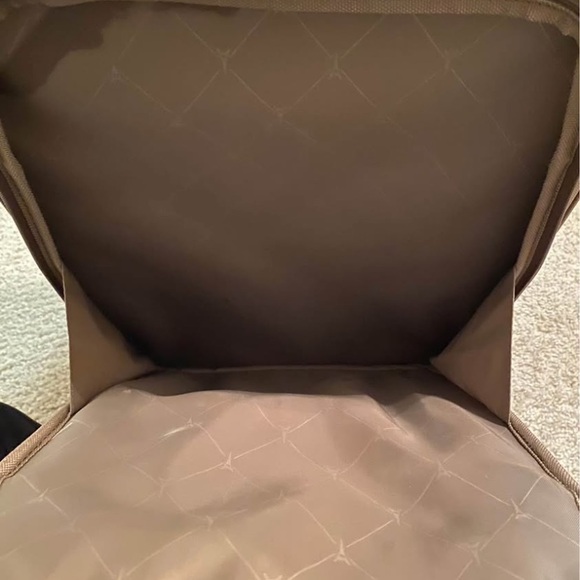 TravelPro Crew7 Light Brown 15 1/2W by 22L CARRY-ON MEDIUM LUGGAGE. - Picture 6 of 16